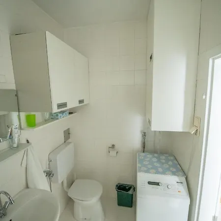 Apartment Apartment